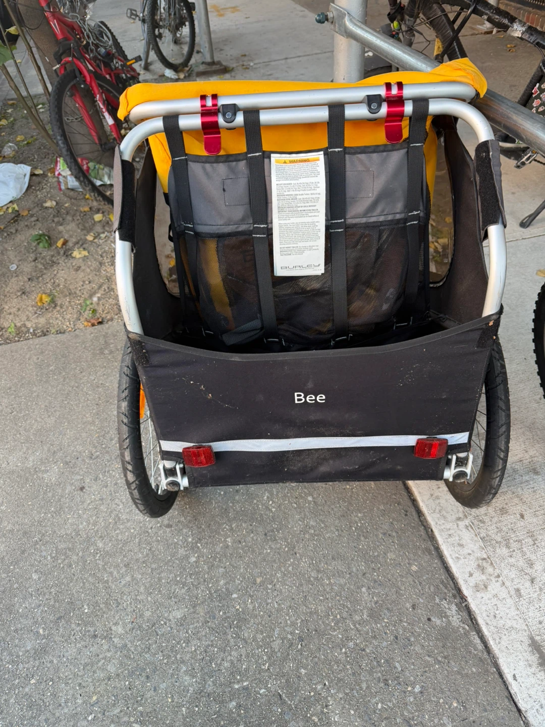 Burley Bee Bicycle Trailer - photo 3