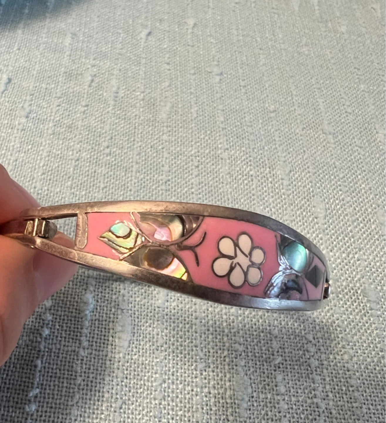 Pink mother of pearl bangle - photo 3