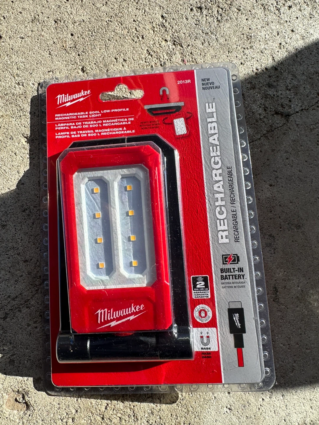 Firm price Milwaukee 2013R Rechargeable Magnetic Task Light