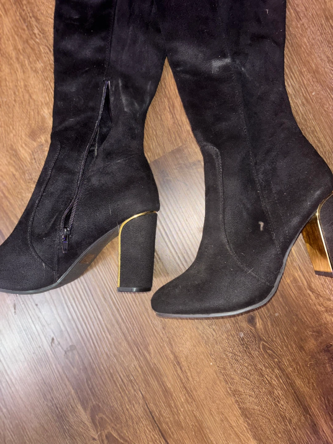 Fashion nova Black Suede Heeled Boots with Gold Accents - photo 2