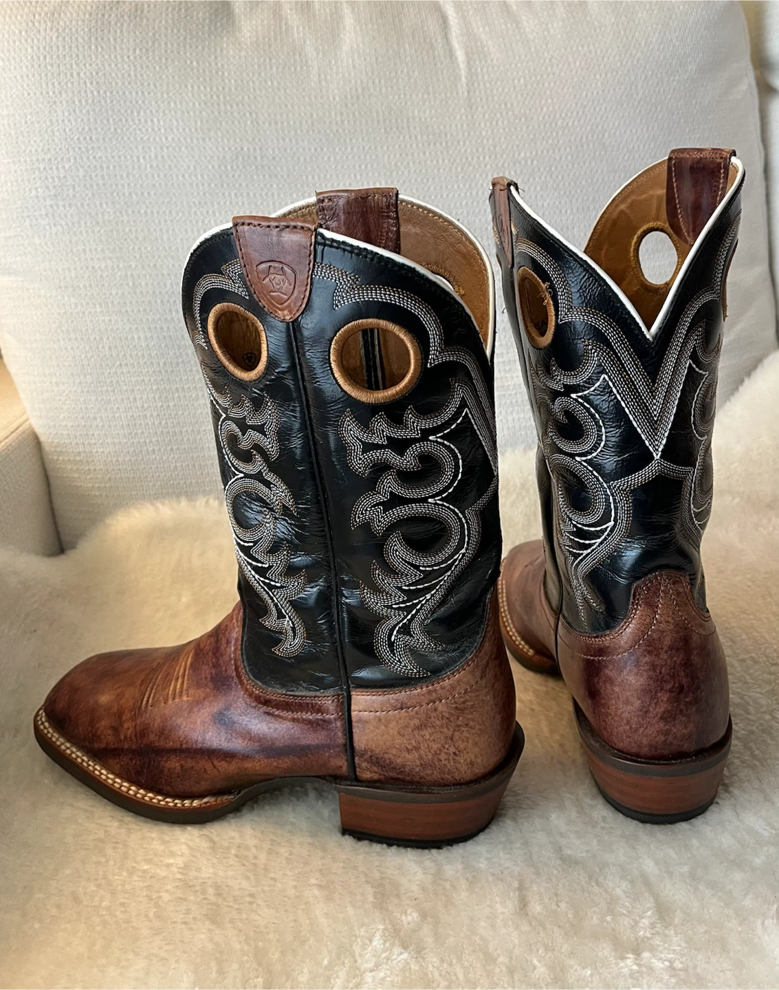 Ariat Leather Cowboy Boots - photo 2