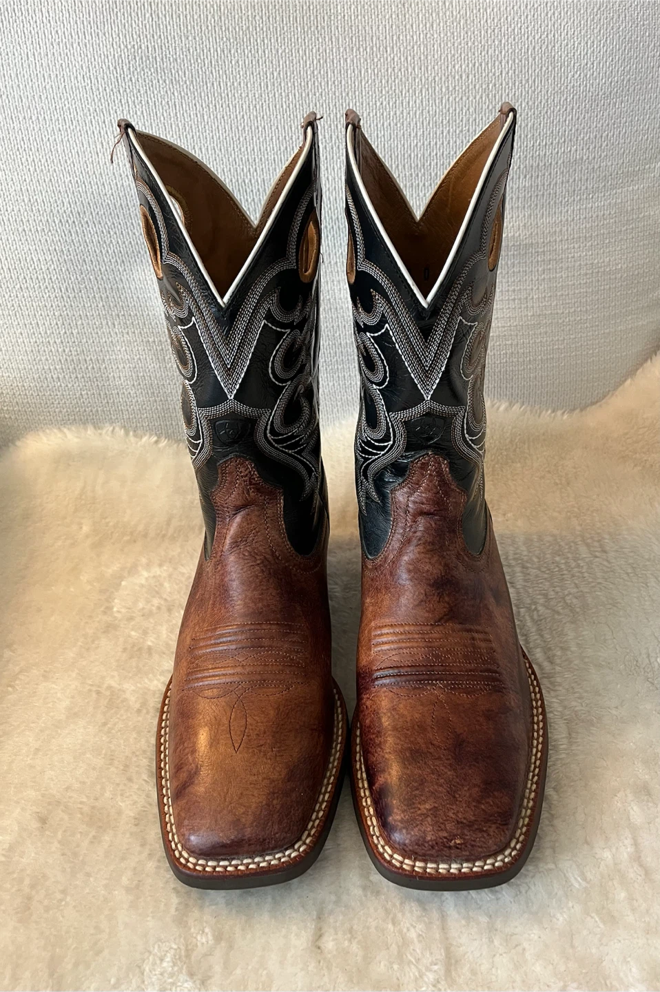 Ariat Leather Cowboy Boots - photo 5