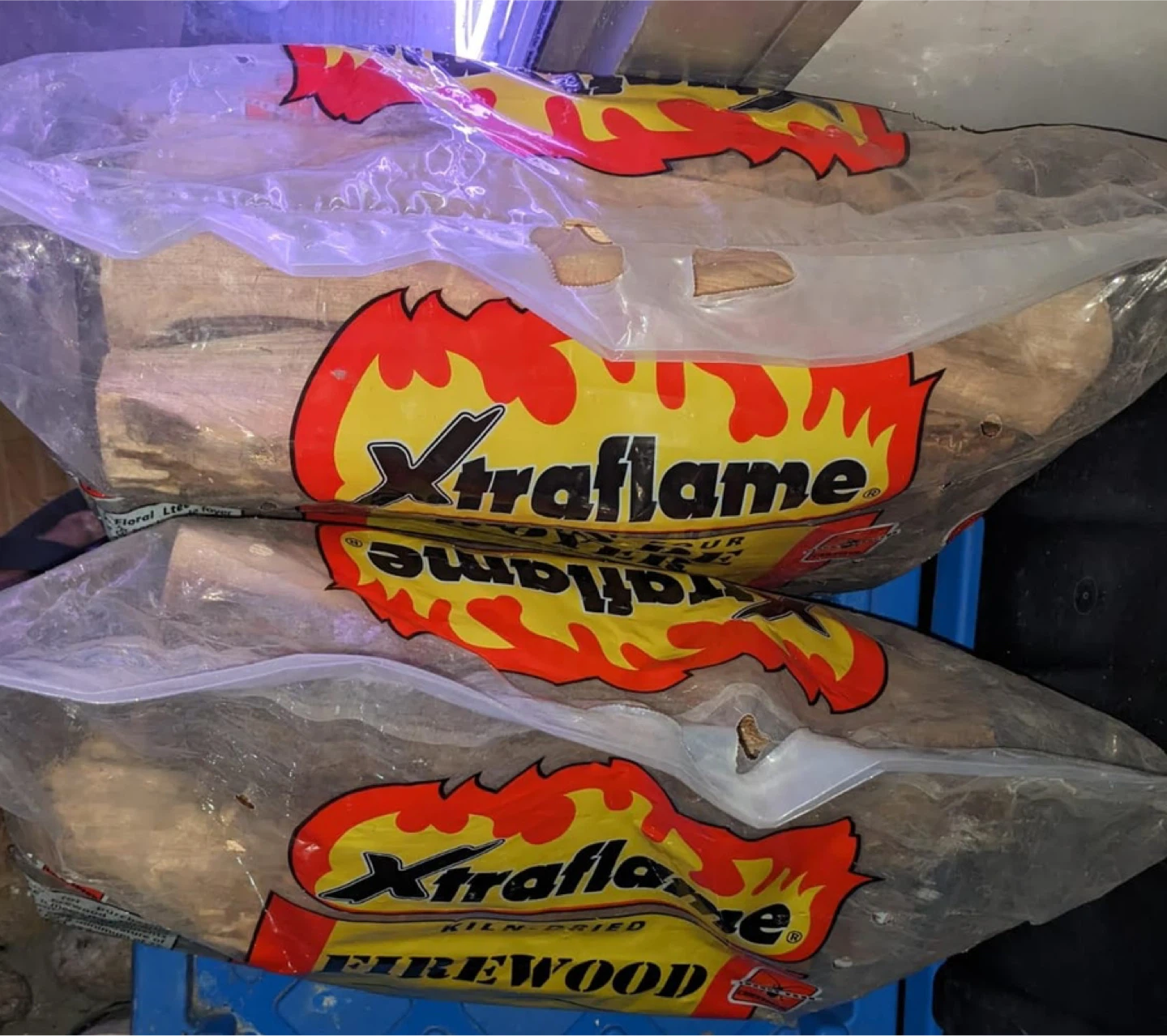 2 Bags of Xtraflame Kiln-Dried Firewood - photo 2