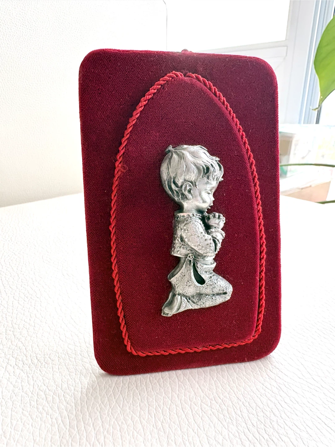 Genuine Pewter Praying Boy Ornament - photo 2