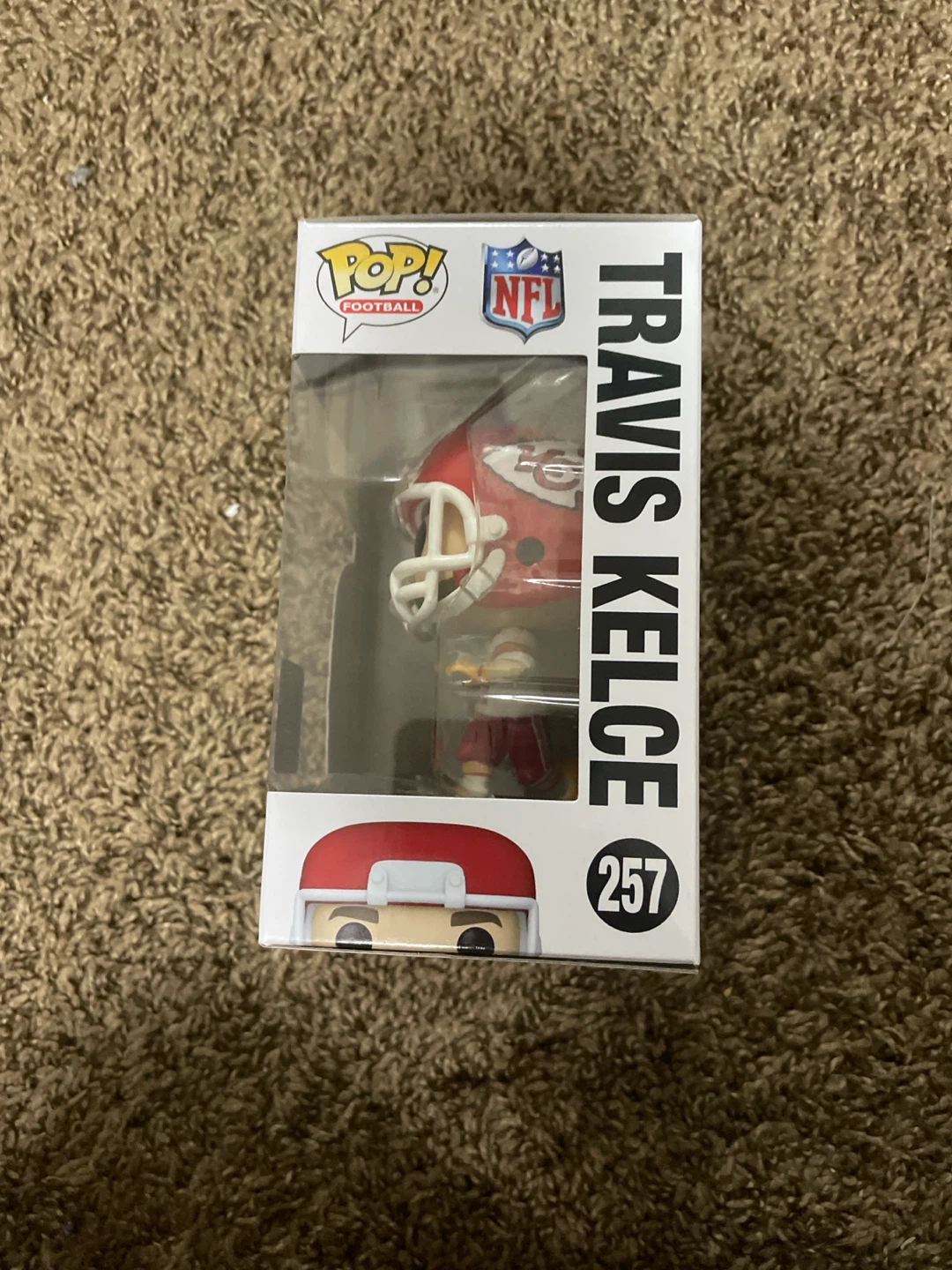 Funko Pop! Football Travis Kelce #257 - photo 5