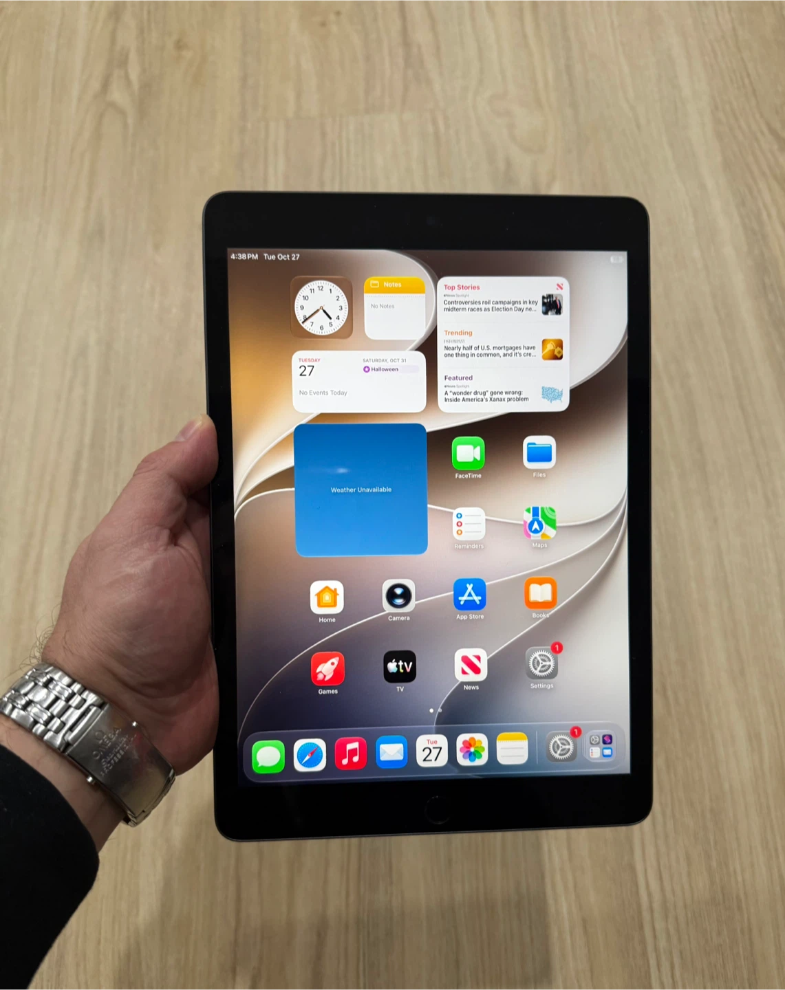 Apple iPad 9th Generation – 64GB – Includes Case - Firm Price