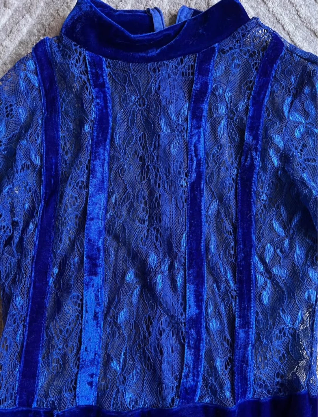 NEW Blue Velvet and Lace Dress - photo 3