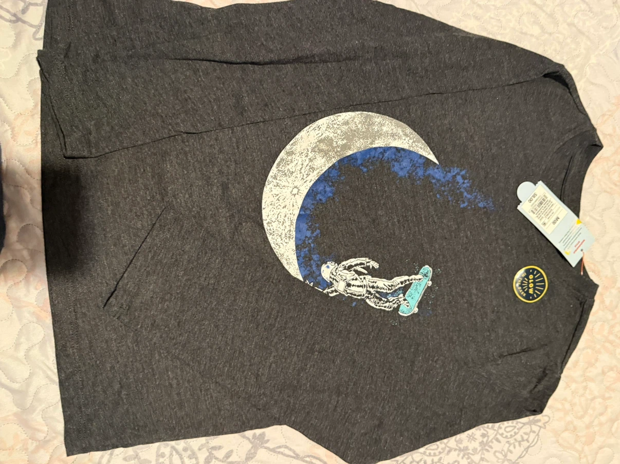 Cat & Jack Astronaut Graphic Long Sleeve T-Shirt