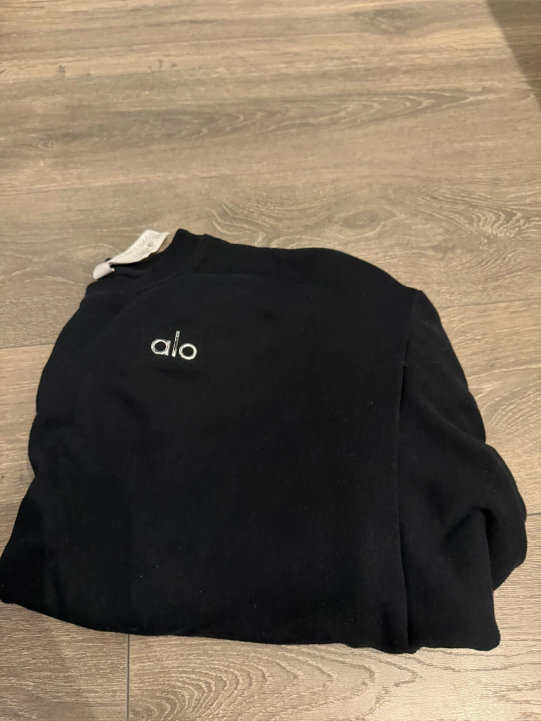 Alo Yoga Black Crewneck Sweatshirt
