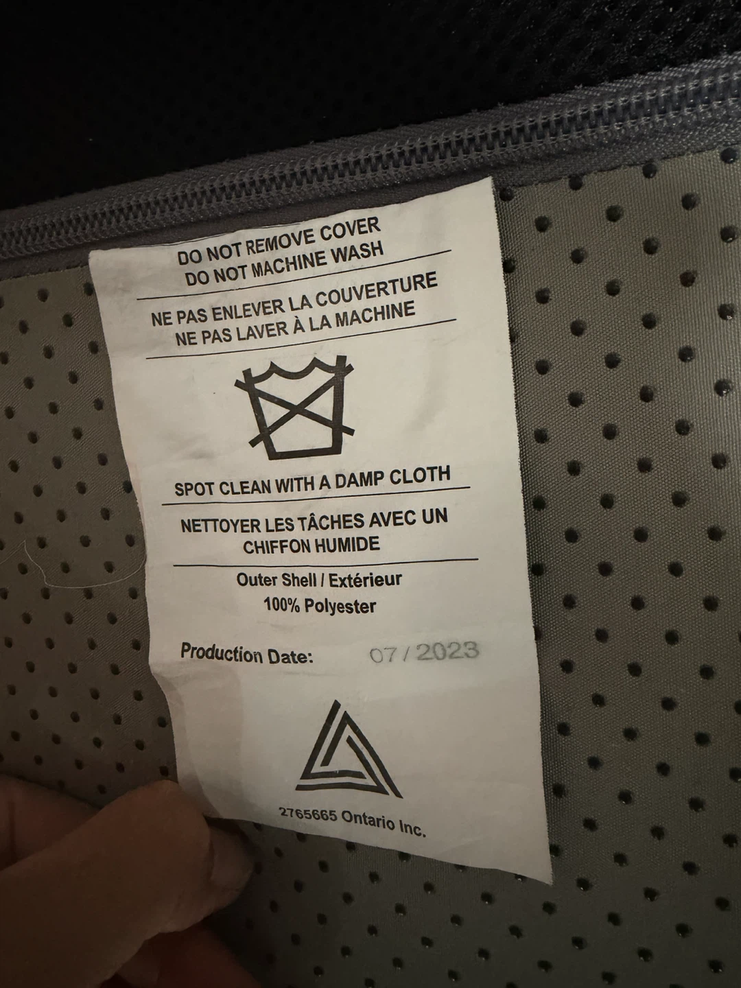 Queen mattress with protector - photo 4