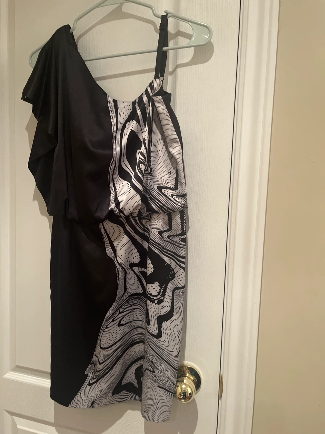Black and White One-Shoulder Dress