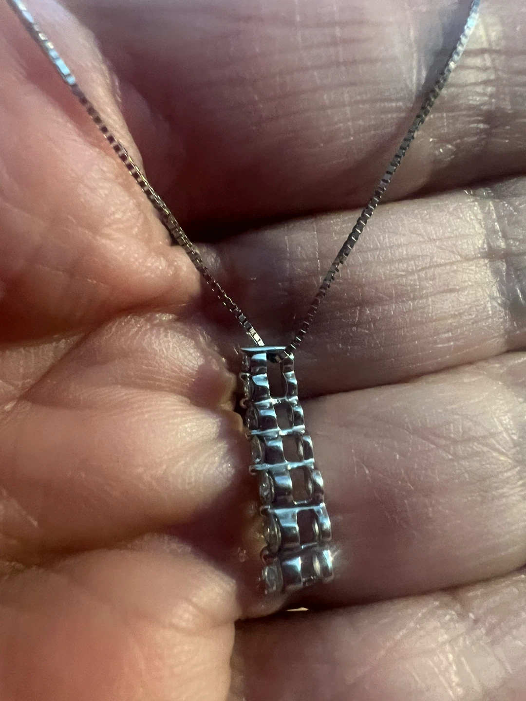 10K Gold Diamond Pendant Necklace - photo 4