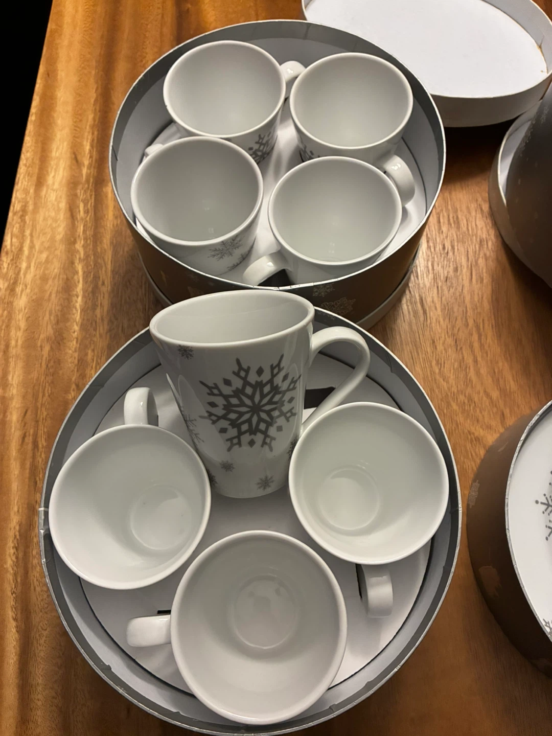 Kitchen Stuff Plus Holiday Snowflake Mug & Plate Set