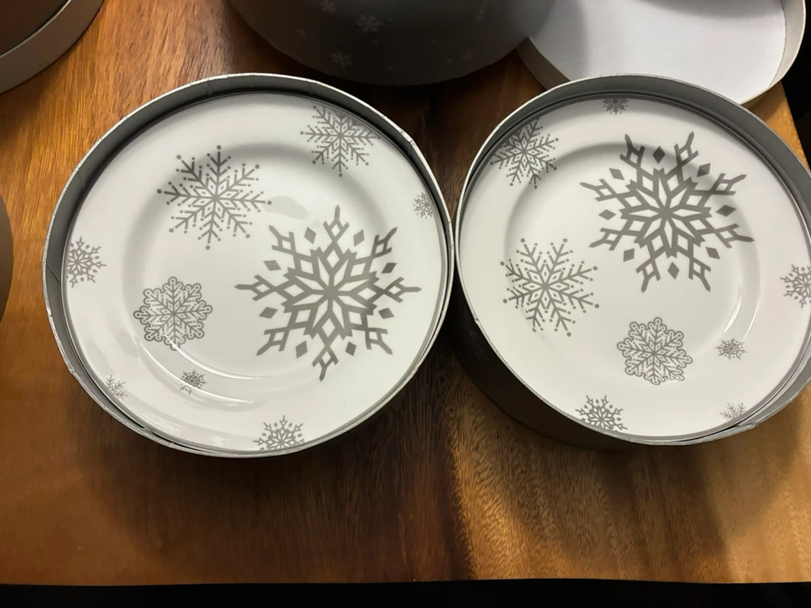 Kitchen Stuff Plus Holiday Snowflake Mug & Plate Set - photo 2