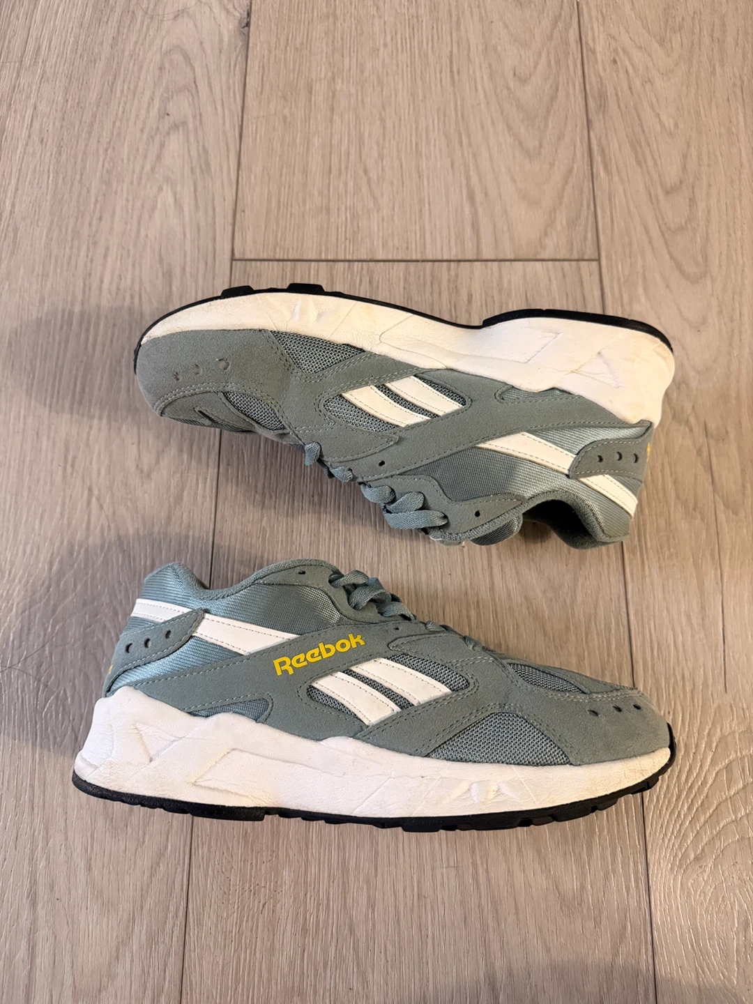 Reebok Hexalite Sneakers