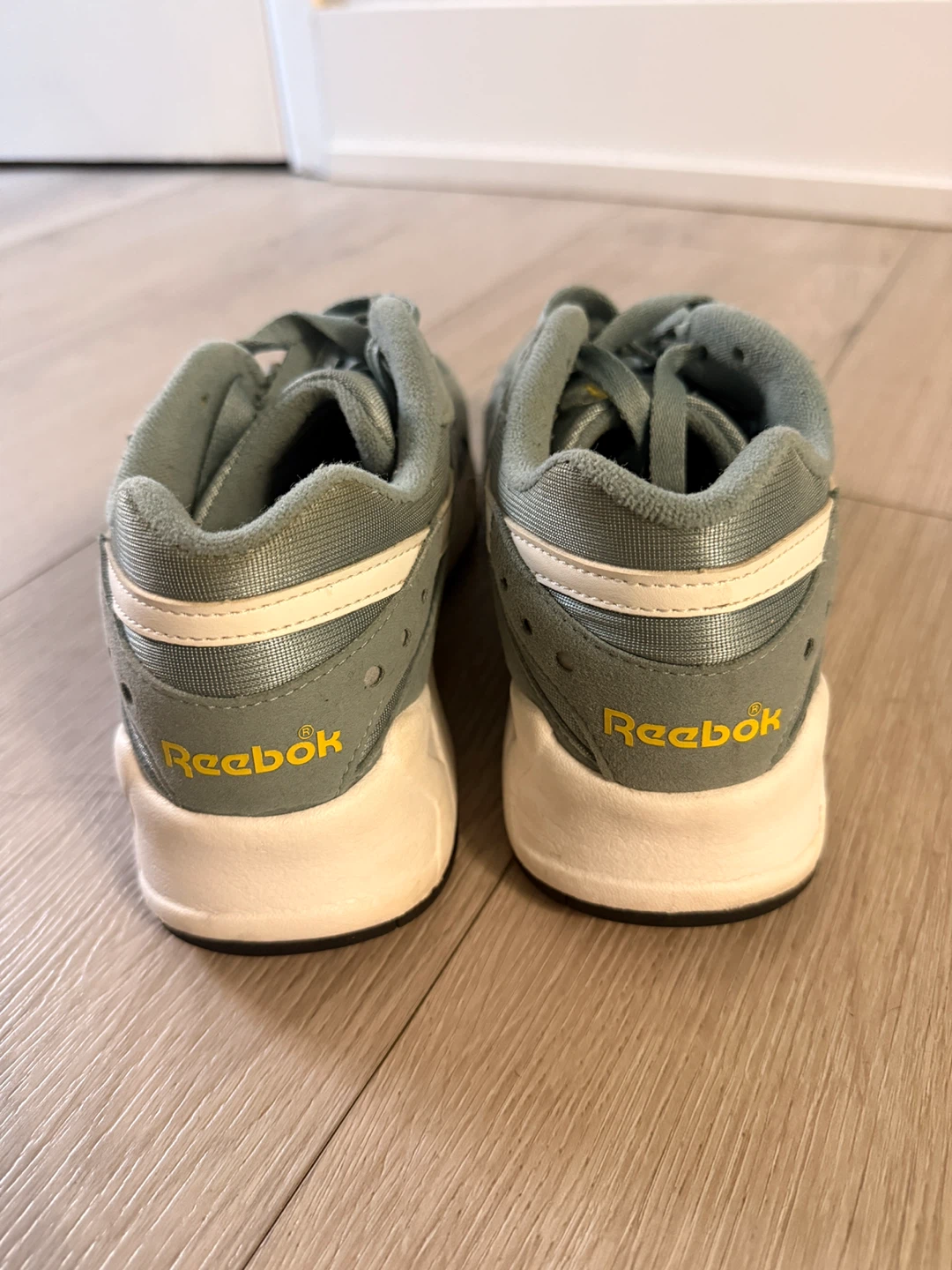 Reebok Hexalite Sneakers - photo 4