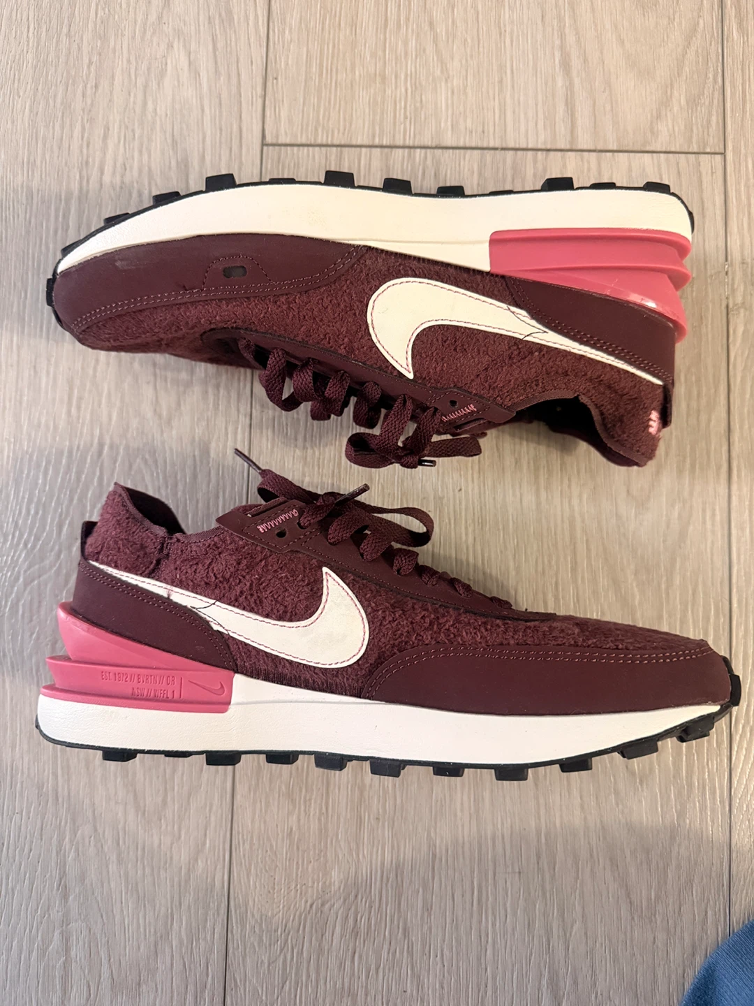Nike Waffle One Sneakers
