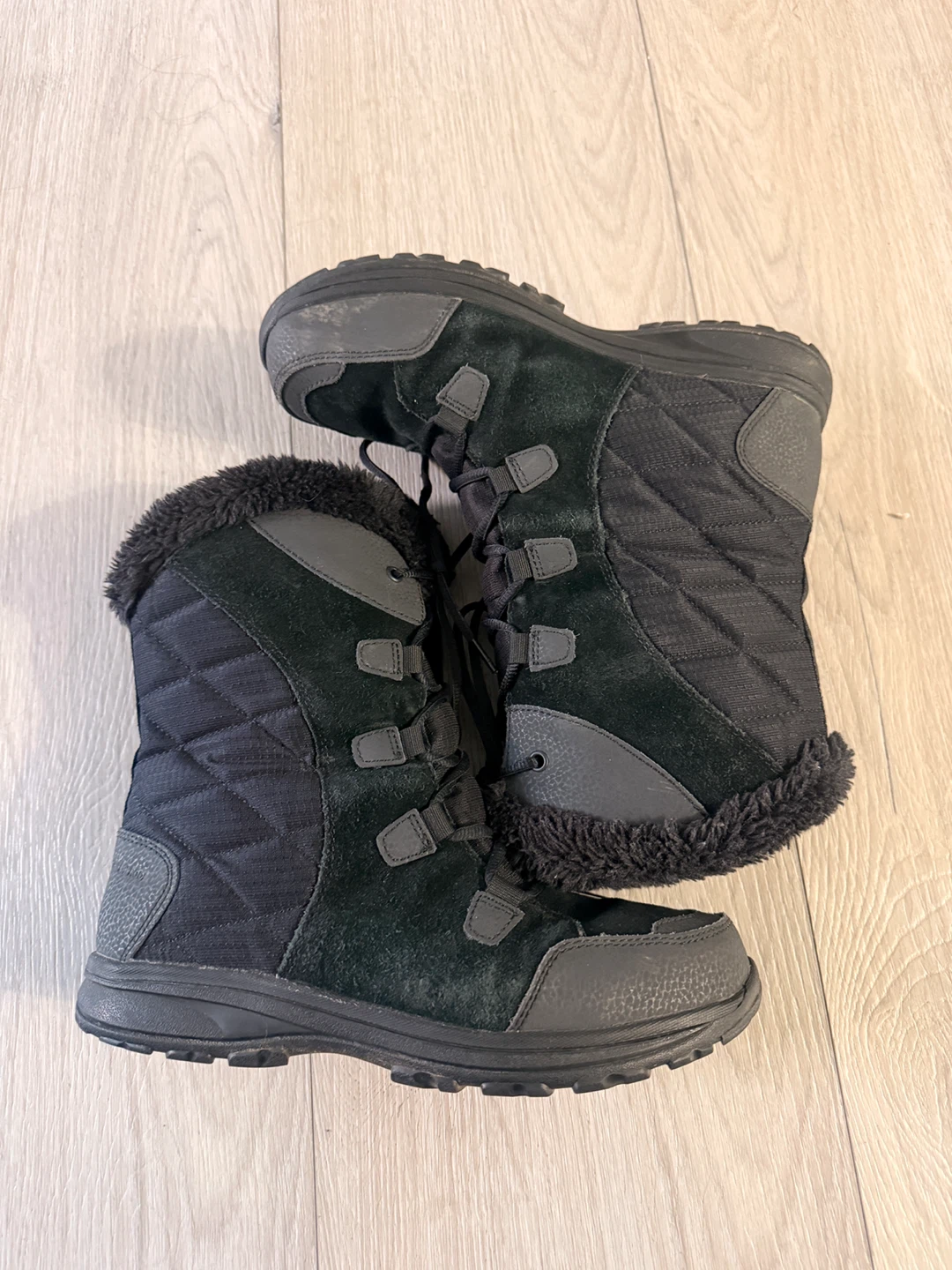 Columbia Winter Boots Women's Size 8.5