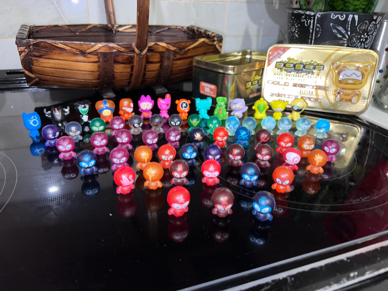 Gogo's Crazy Bones Gold Series Collection - photo 3