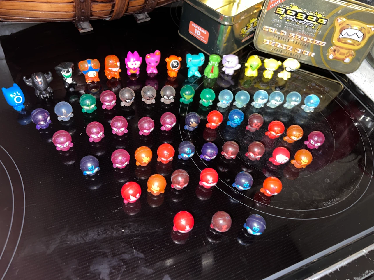 Gogo's Crazy Bones Gold Series Collection - photo 4