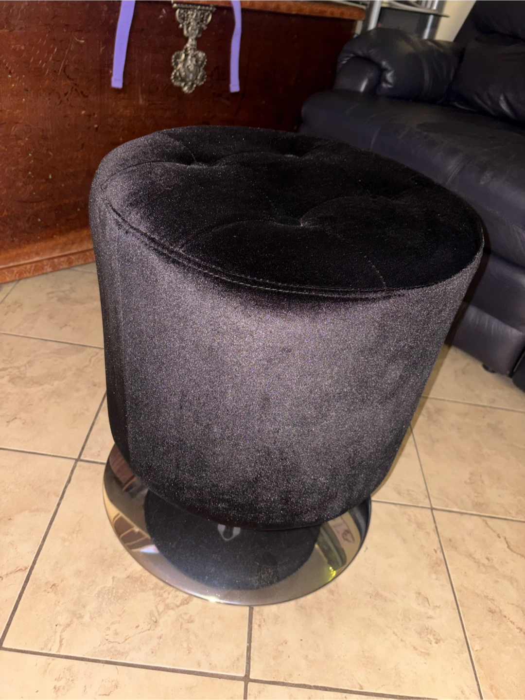 Black Velvet Tufted Round Stool