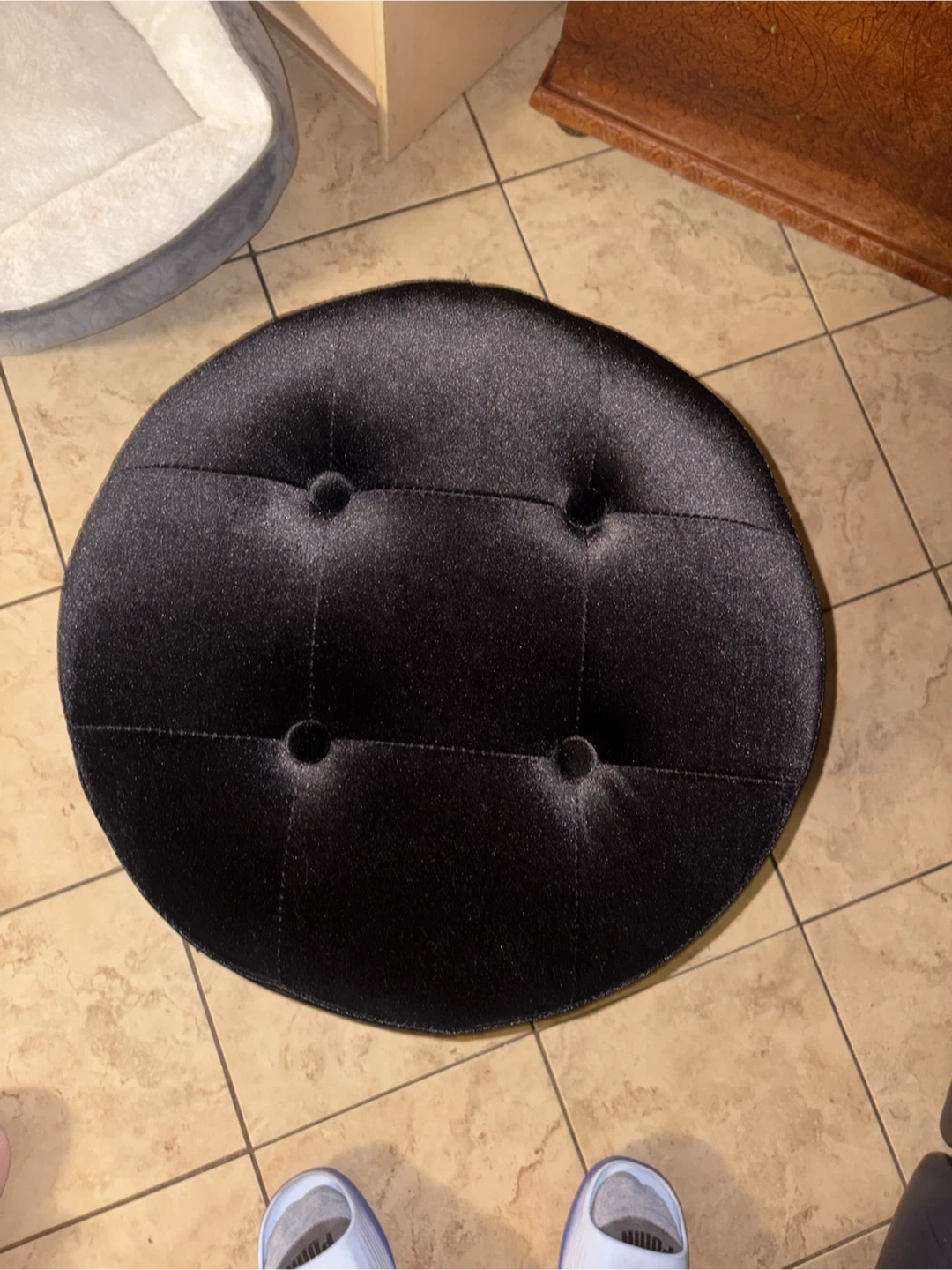 Black Velvet Tufted Round Stool - photo 2