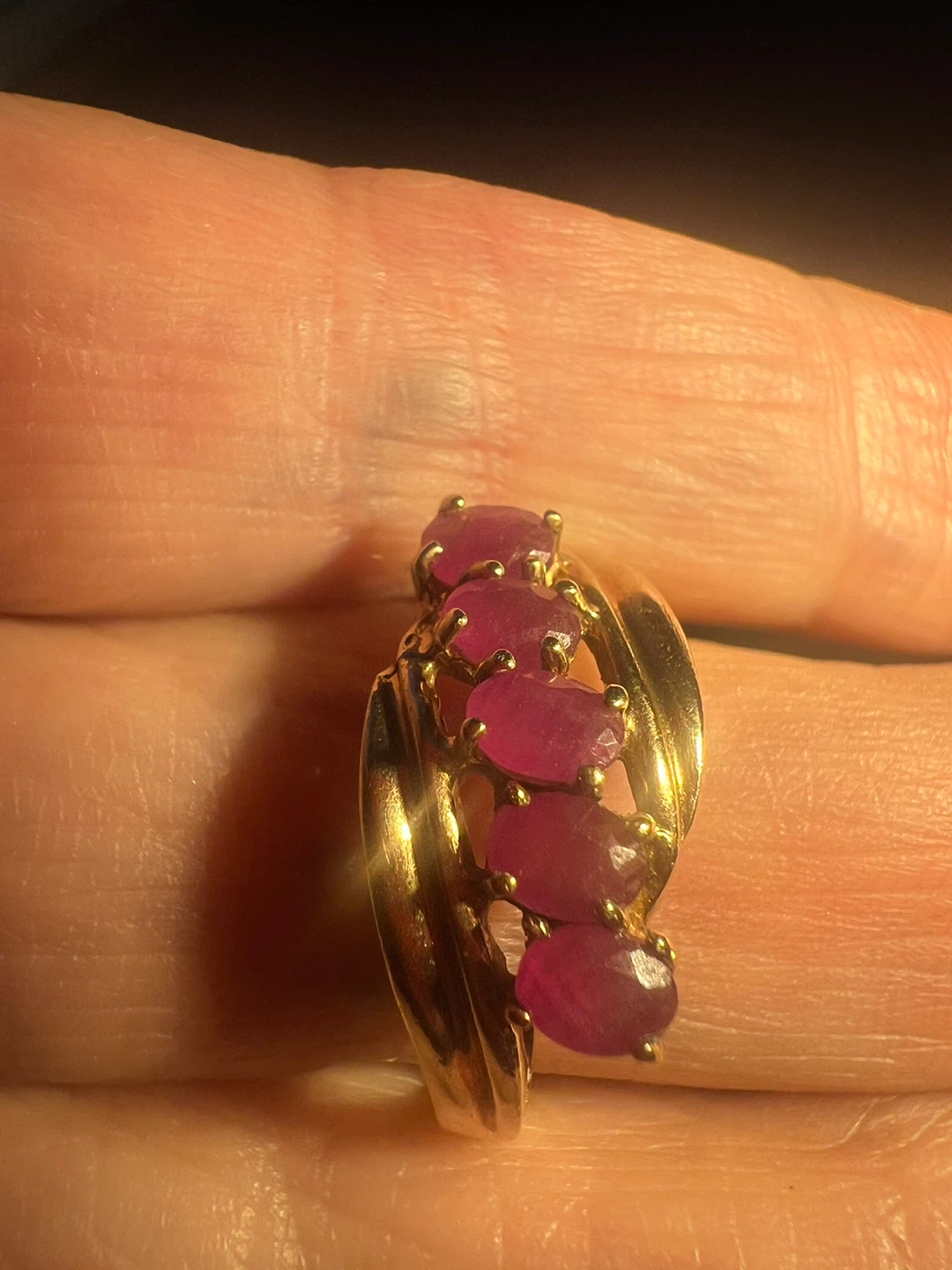 10 k Gold and Ruby Five-Stone Ring - photo 3