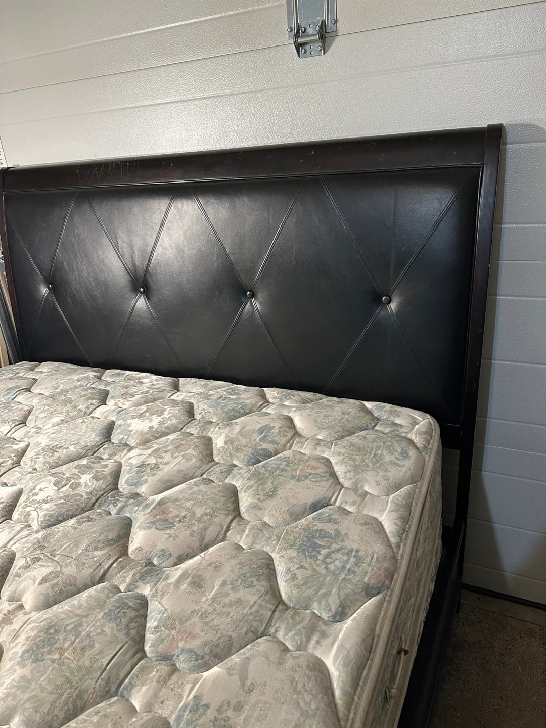 Posturepedic Pillowtop Queen Mattress & Dark brown Bed Frame