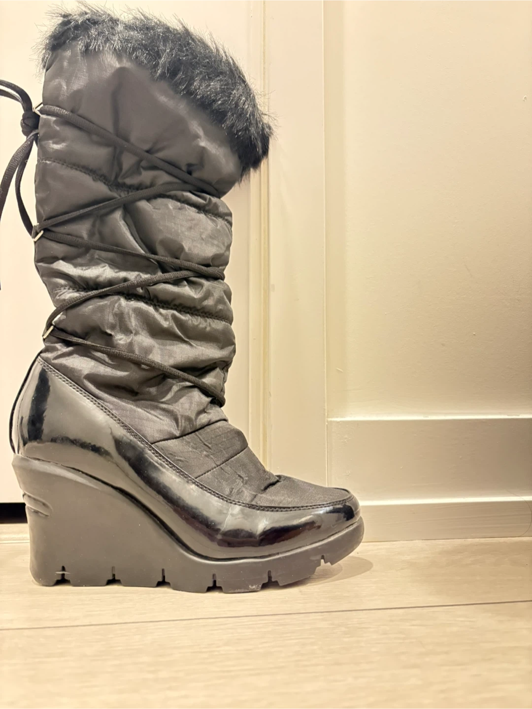 Black Wedge Winter Boots - photo 4