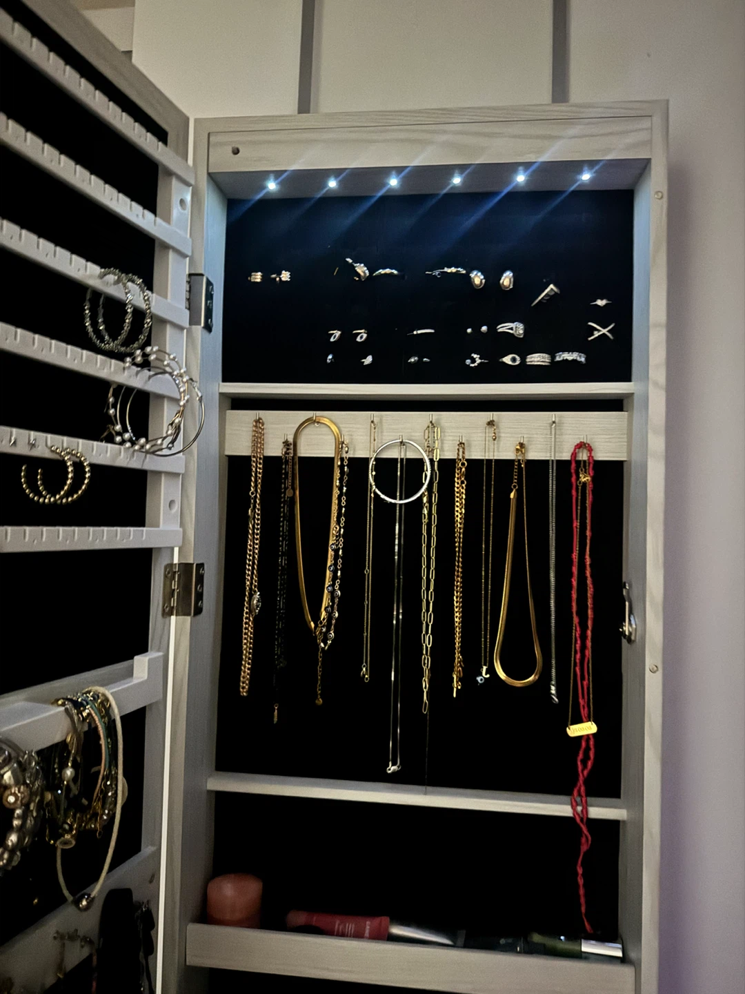 Over the door Mirrored Jewelry Cabinet - photo 2