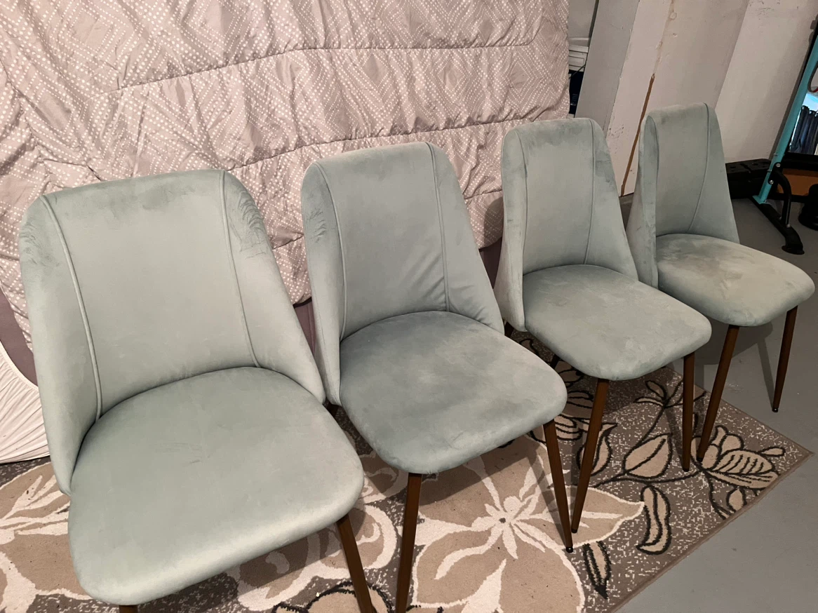 Set of 4 Light Blue Velvet Dining Chairs - photo 2