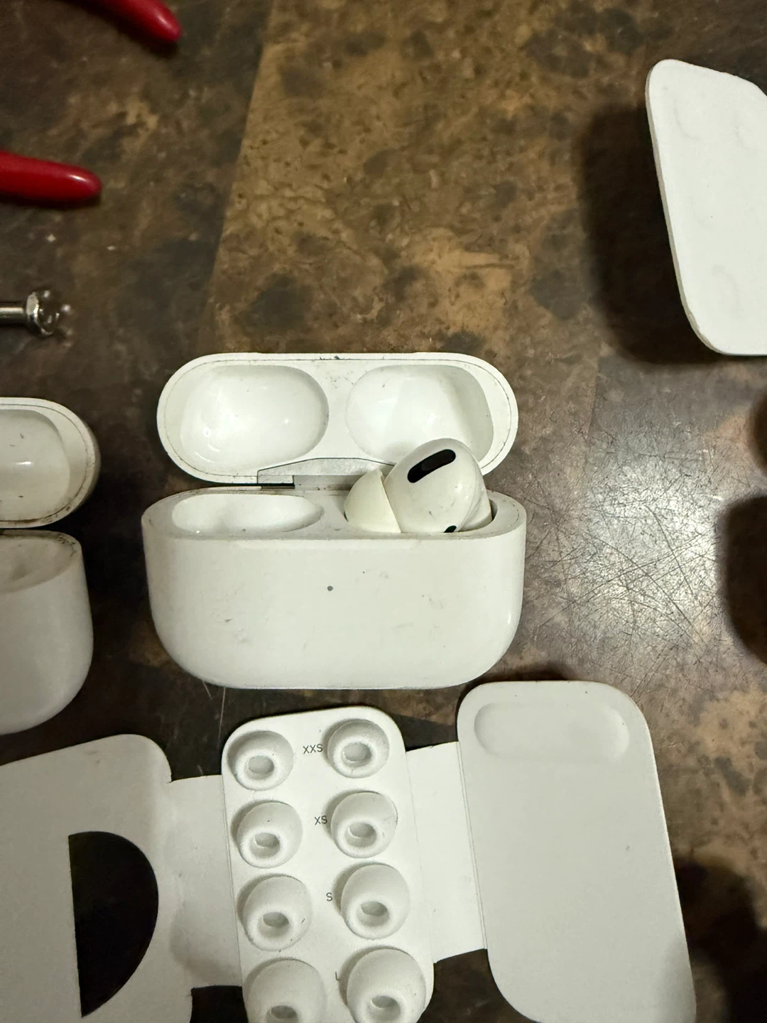 Apple AirPods Pro Cases and Replacement Ear Tips - photo 5