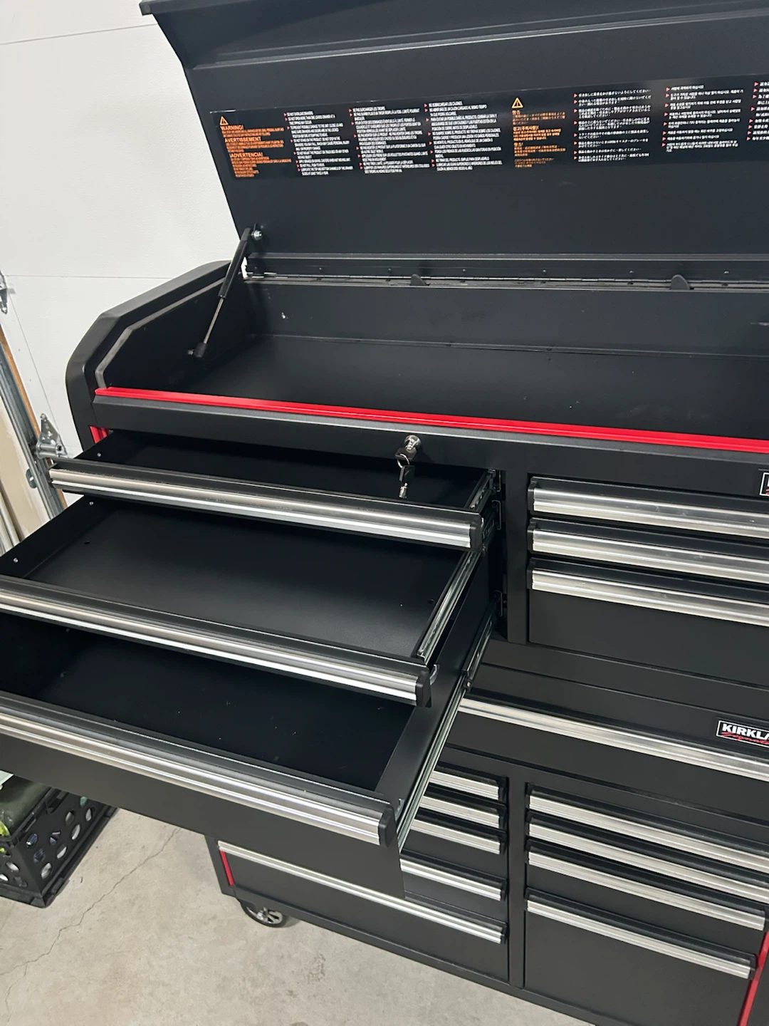 Kirkland Signature 16- drawer Rolling Tool Chest and Cabinet - photo 3