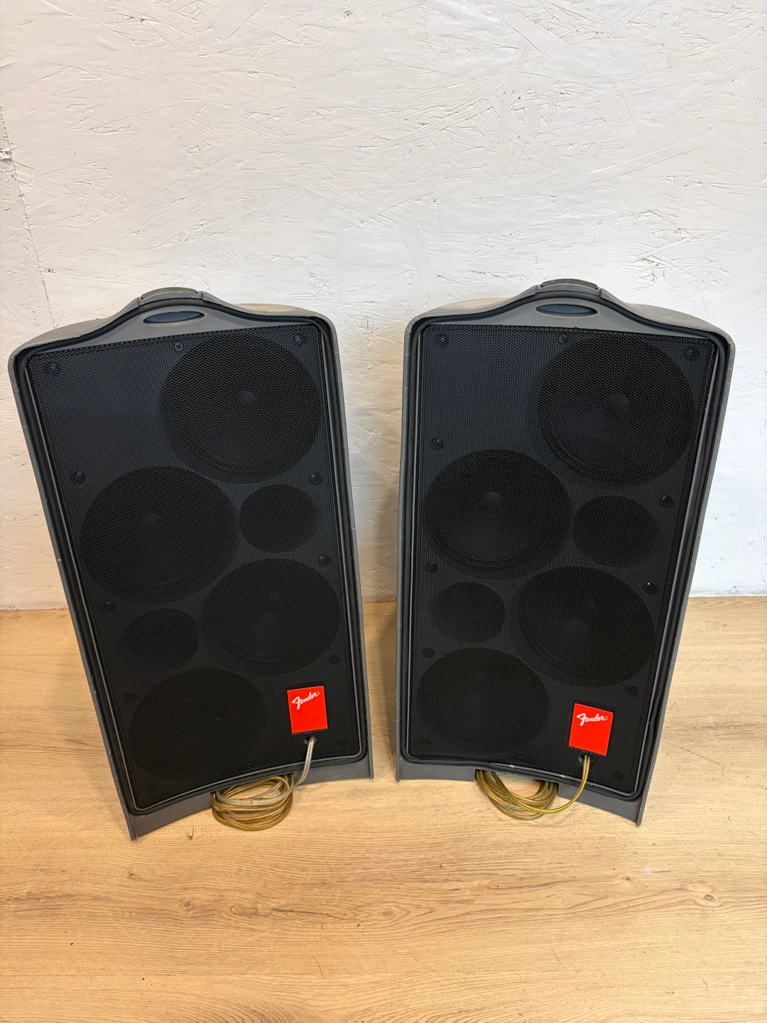 Fender Speakers Pair