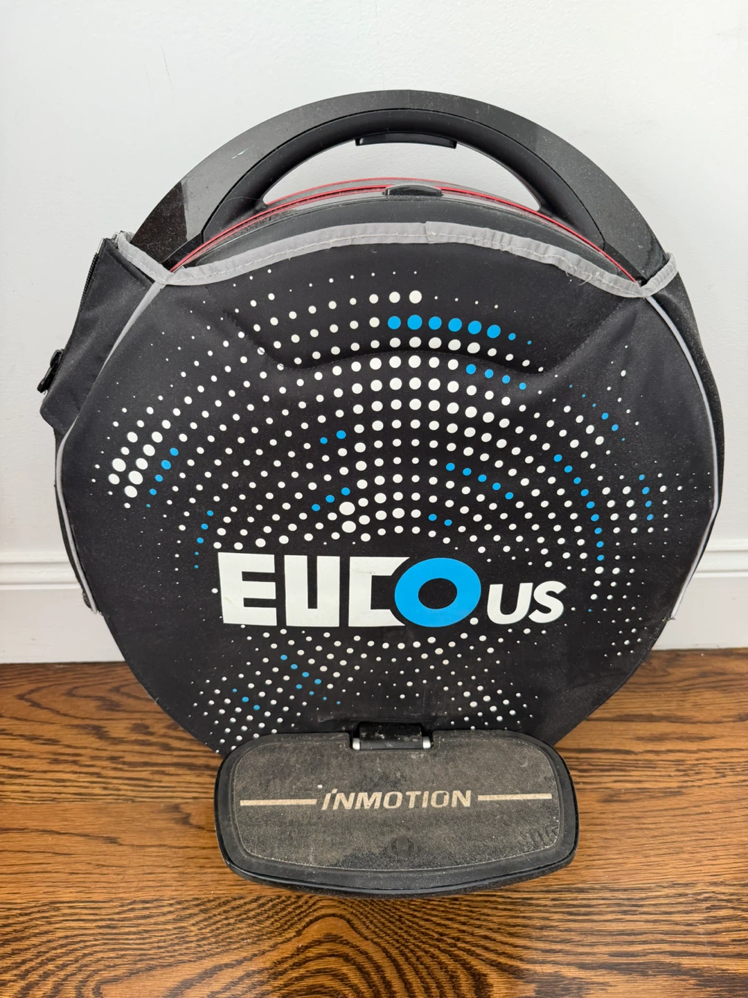 Inmotion SCV V8F Electric Unicycle