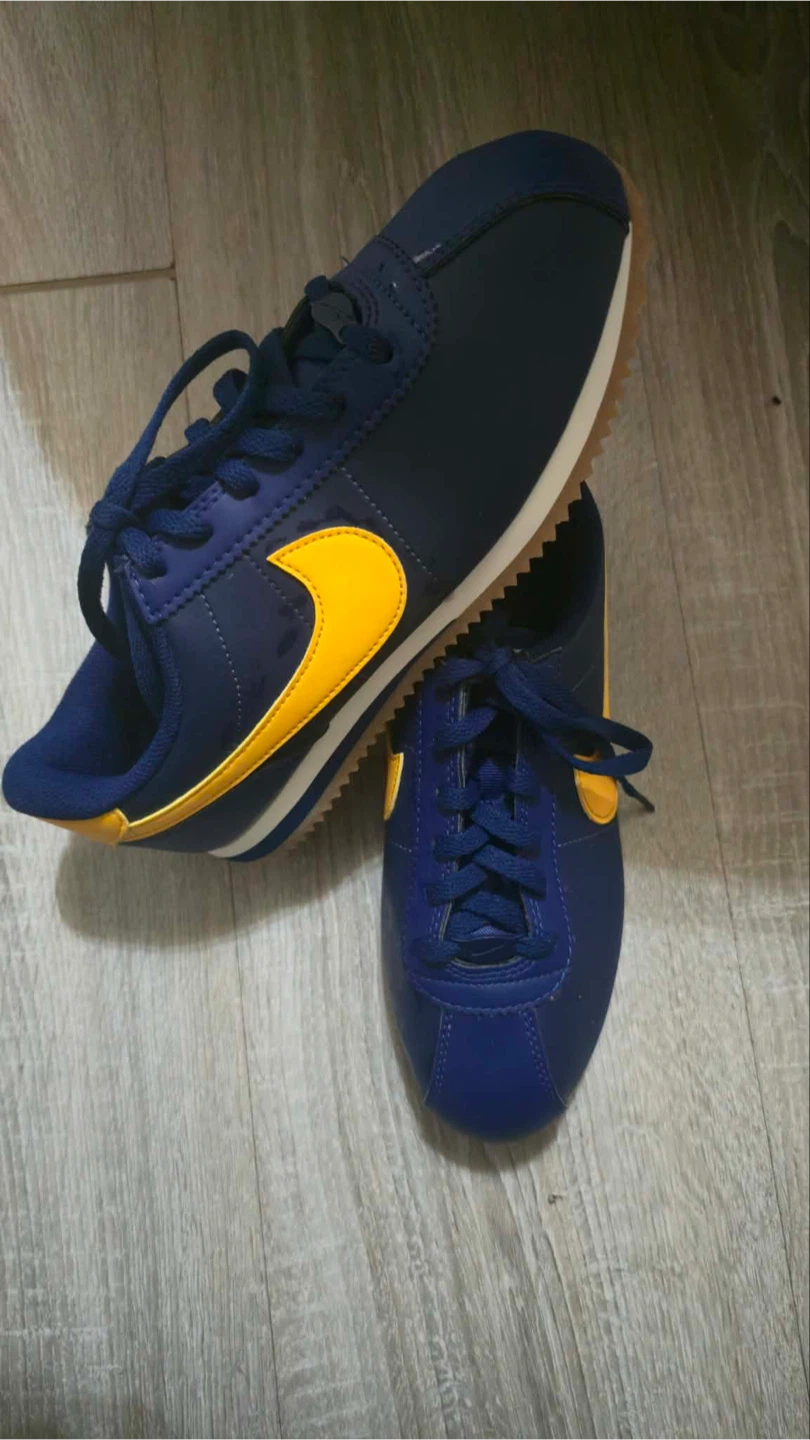 Nike Cortez Sneakers Blue and Yellow - photo 2