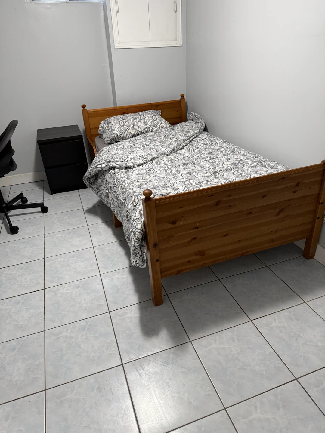 ROOM FOR RENT-FEMALES - photo 2