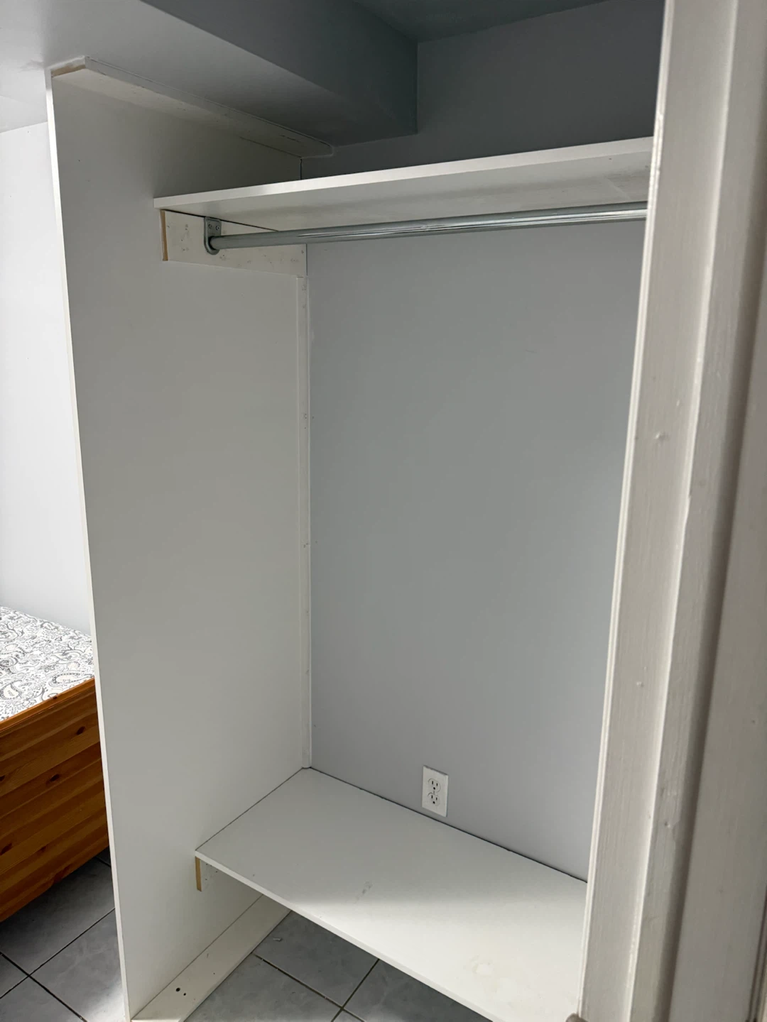 ROOM FOR RENT-FEMALES - photo 3