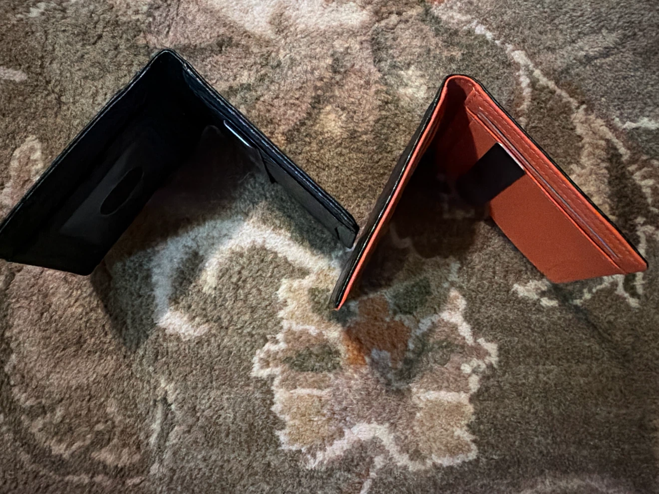 Two Carbon Fibre Pattern Wallets - photo 2