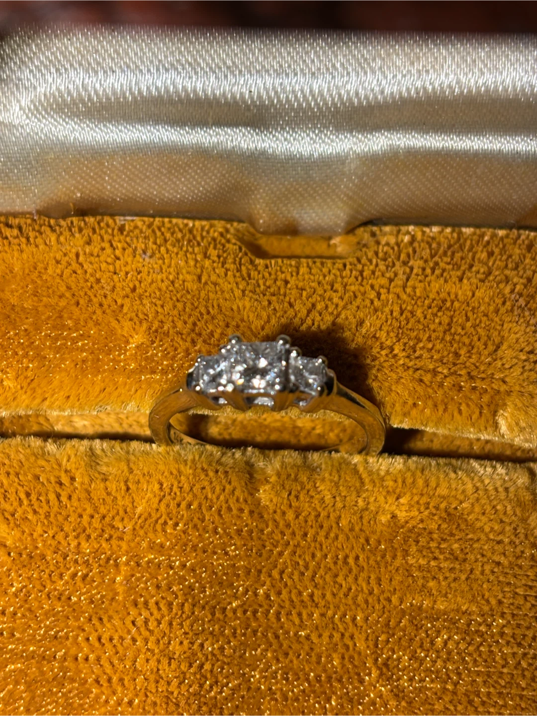 14KT White Gold Princess Cut Diamond Engagement Ring - photo 4