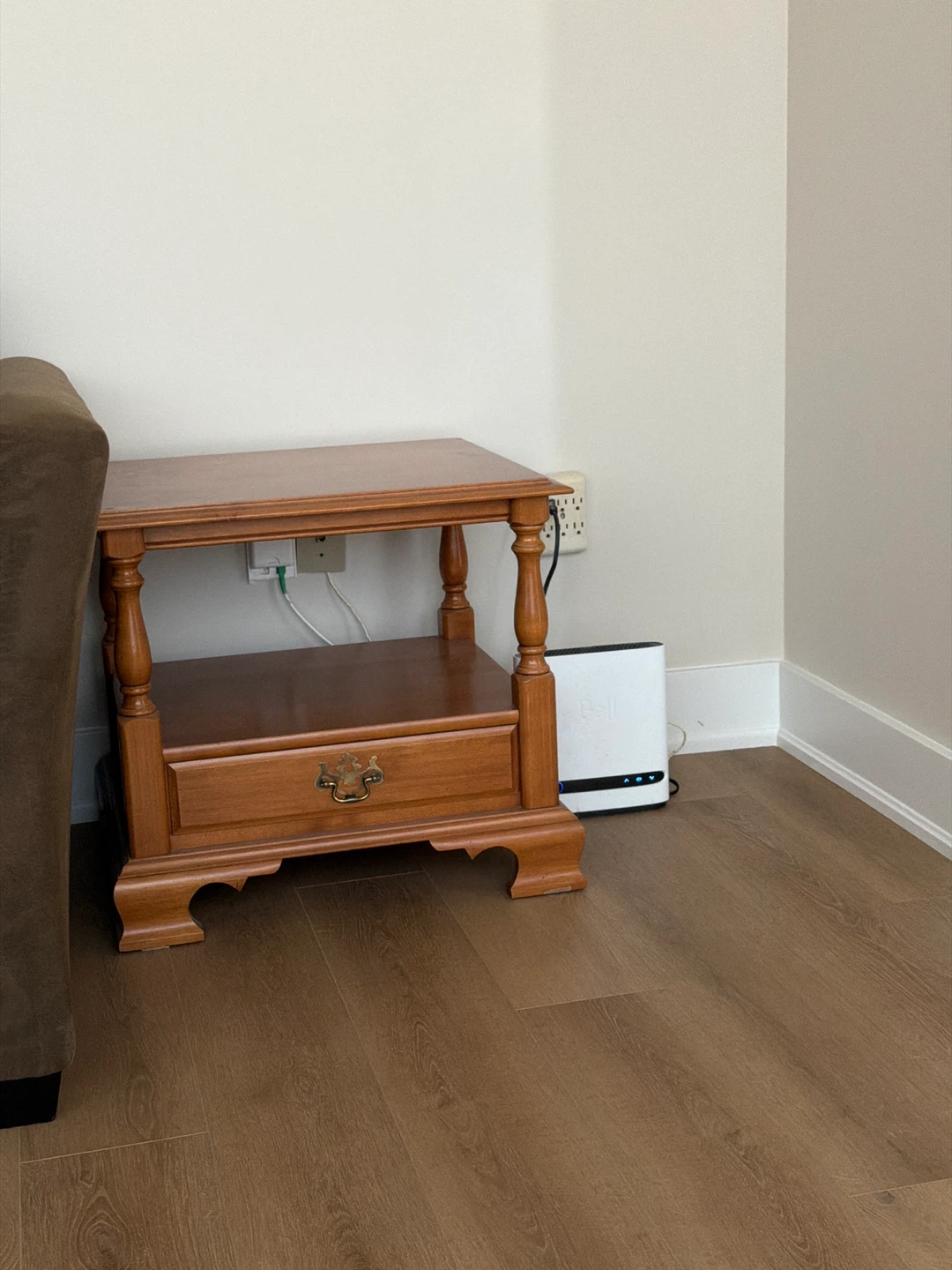 Sofa bed with site wooden table - photo 4