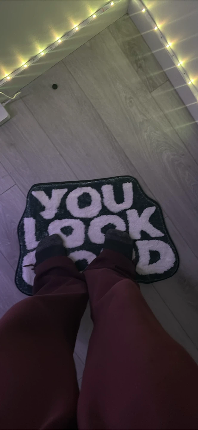 Cool rug for bedroom - photo 3