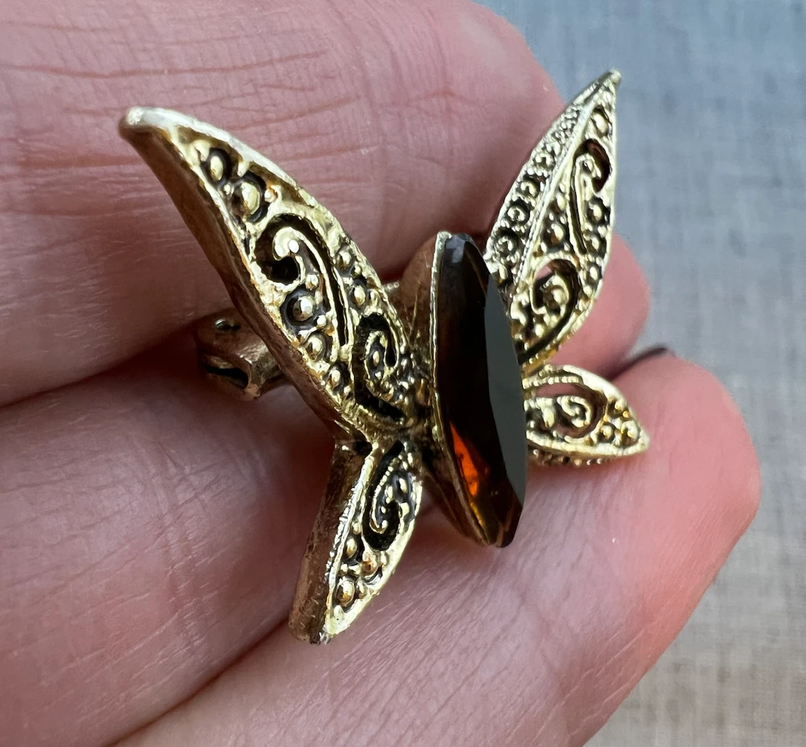 Vintage Gold Filigree Butterfly Scatter Pins - photo 4