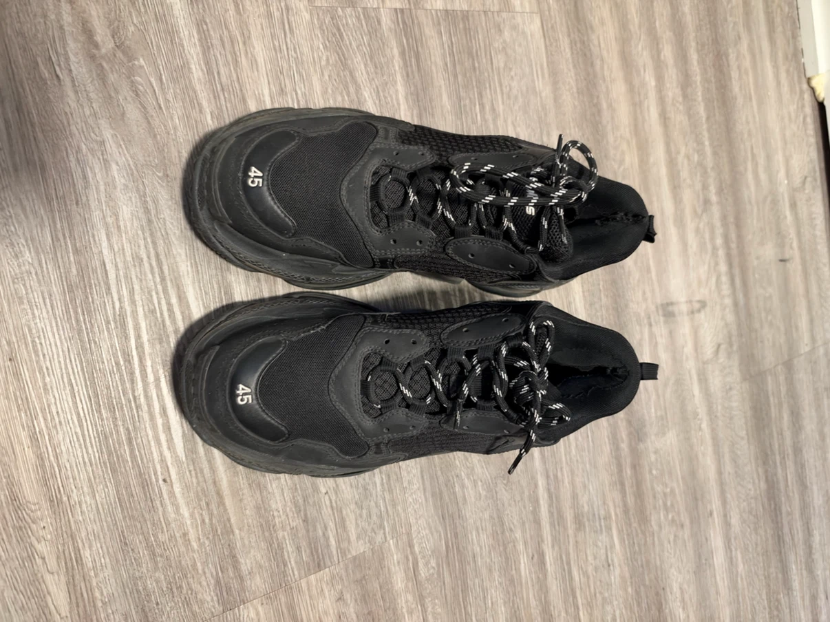 Balenciaga Triple S Sneakers Black - photo 2
