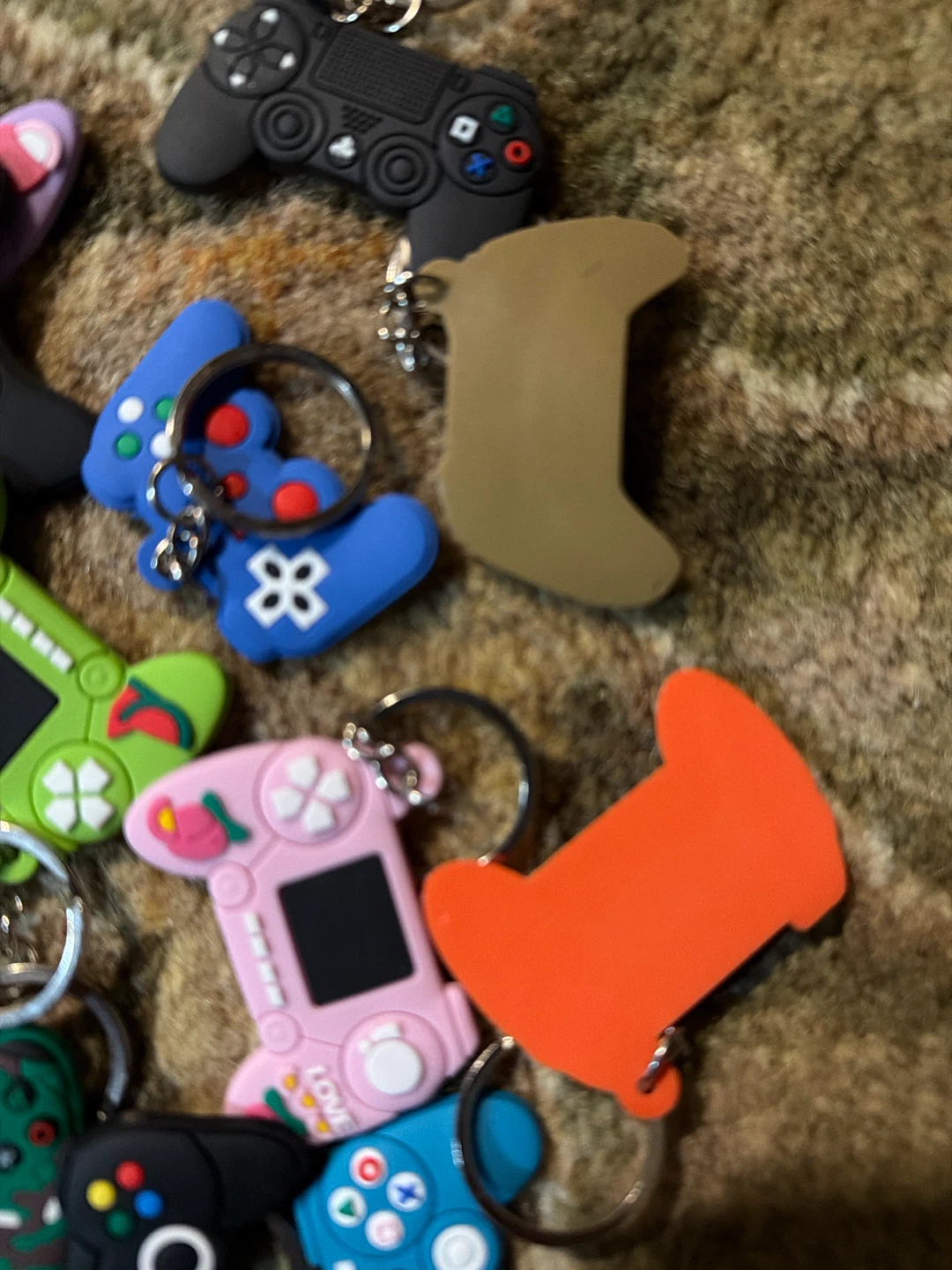 Video Game Controller Keychains - photo 3