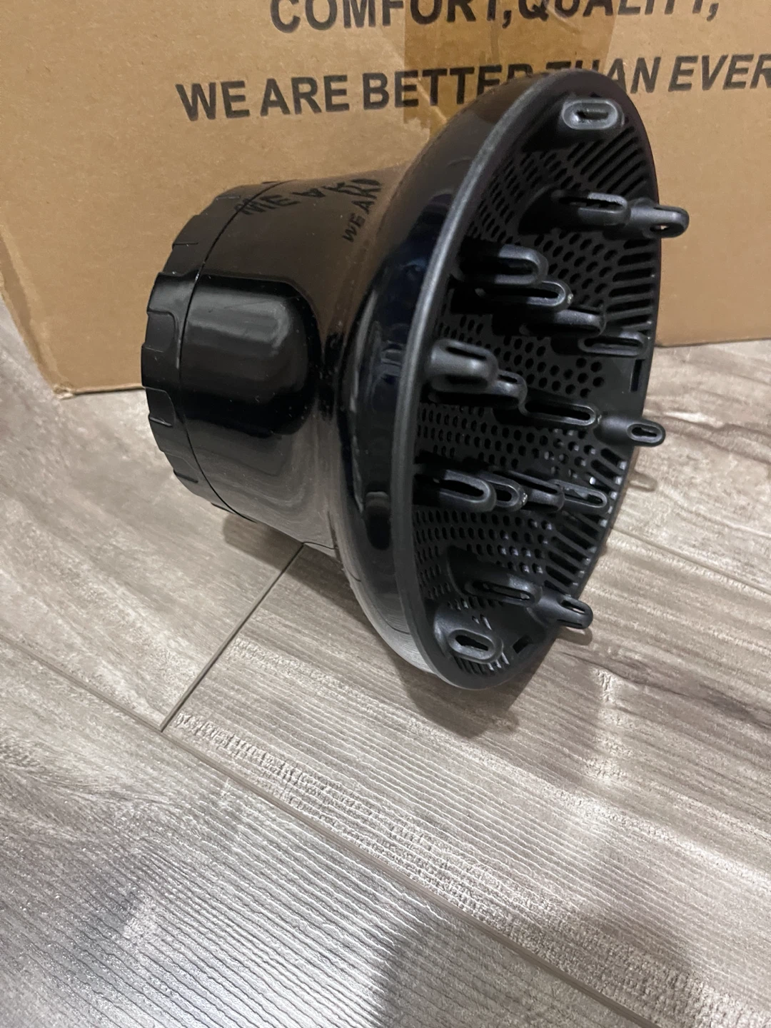 Hair dryer diffuser attachment