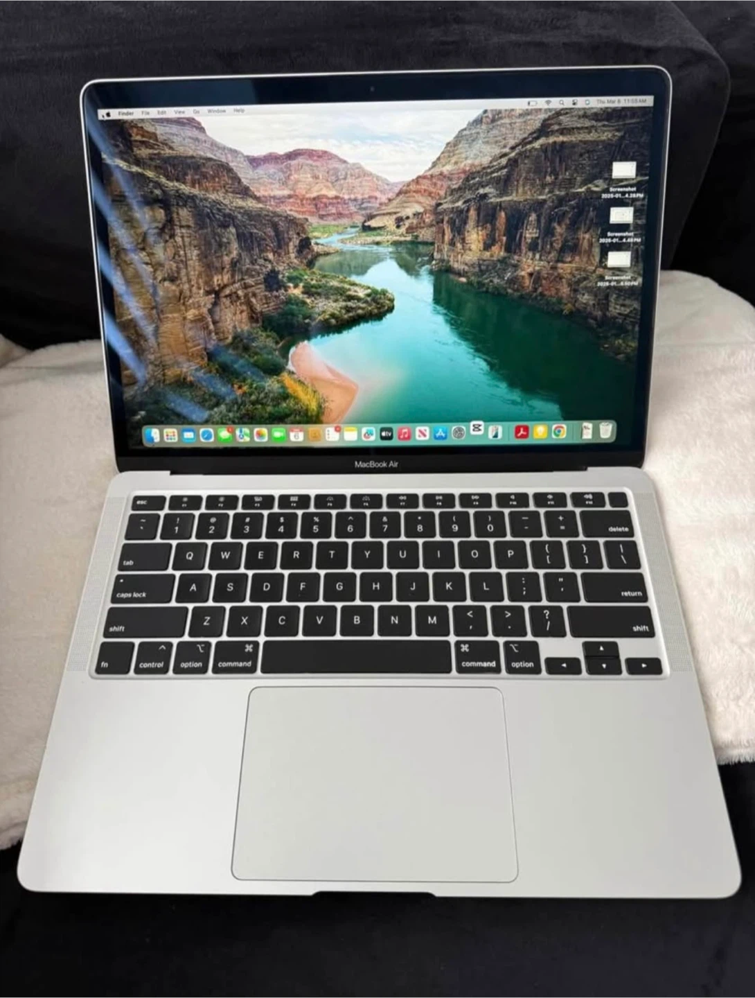 Apple MacBook Air  13 inch 2020 - photo 4