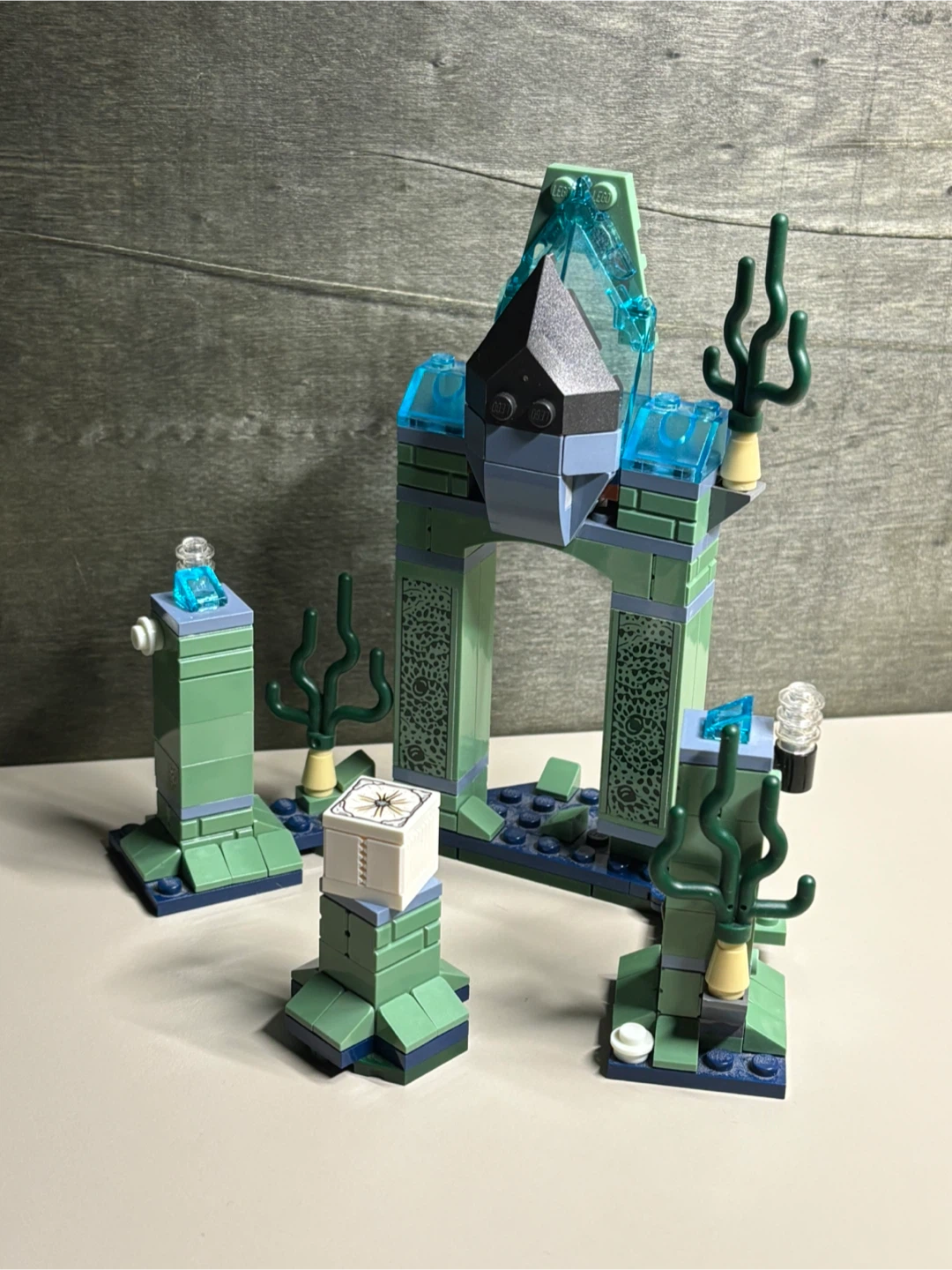 LEGO - DC 76085 - Battle of Atlantis - 99% & minifigs