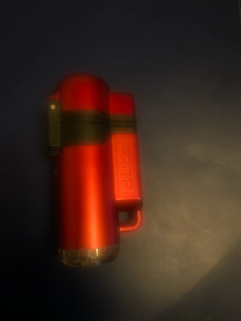 d'Lite red portable lighter