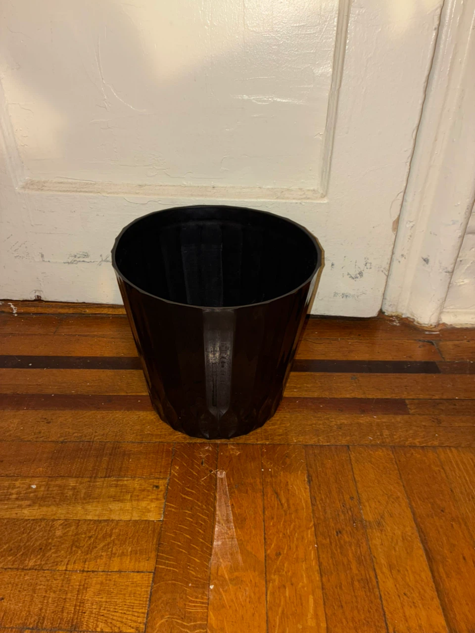 Black Plastic plant pot